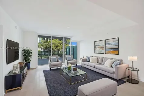 9221 E Bay Harbor Drive Bay Harbor Islands FL 33154
