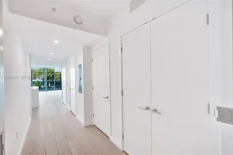 9221 E Bay Harbor Drive Bay Harbor Islands FL 33154