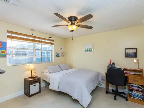 12222 SW 51st Place Cooper City FL 33330