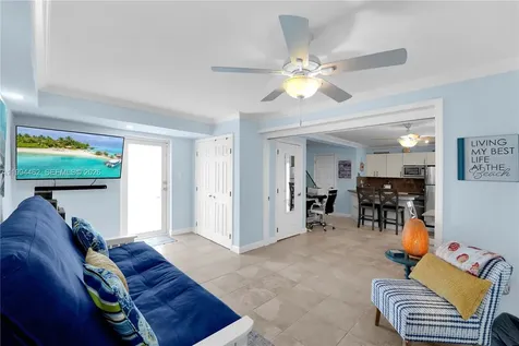 335 Virginia Street Hollywood FL 33019