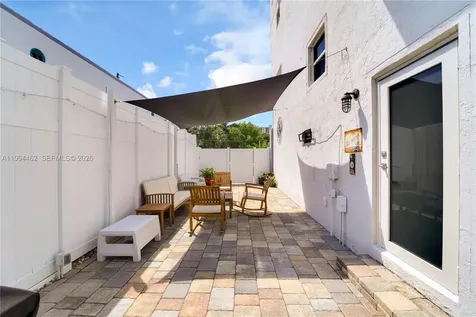 335 Virginia Street Hollywood FL 33019