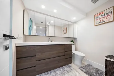 1581 Brickell Avenue Miami FL 33129