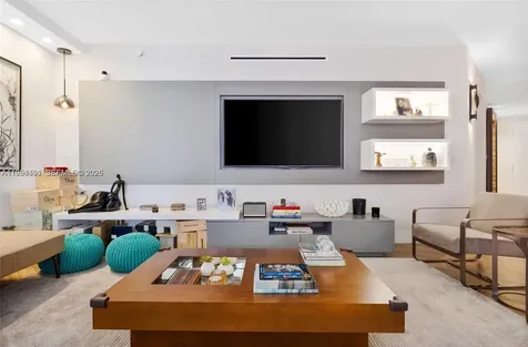 1581 Brickell Avenue Miami FL 33129