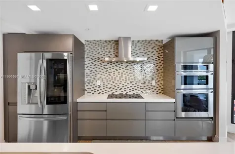 1581 Brickell Avenue Miami FL 33129