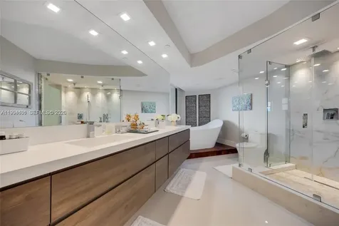 1581 Brickell Avenue Miami FL 33129