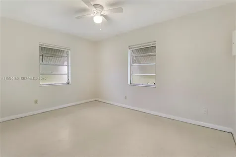 721 SE Solaz Avenue Port St. Lucie FL 34983