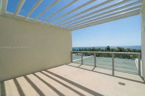 2201 Collins Avenue Miami Beach FL 33139