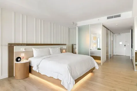 2201 Collins Avenue Miami Beach FL 33139