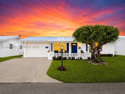 2105 SW Park Drive Boynton Beach FL 33426