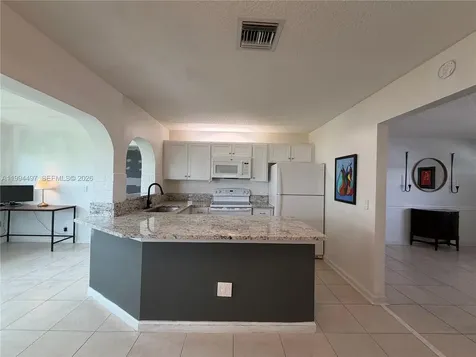2105 SW Park Drive Boynton Beach FL 33426