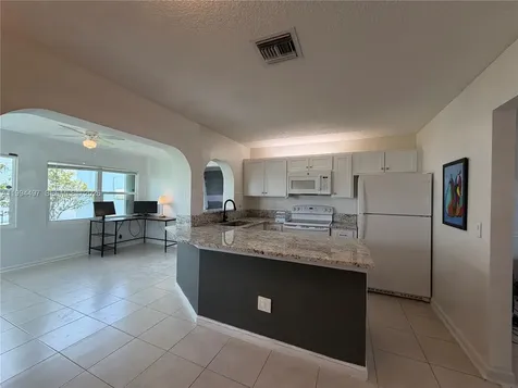 2105 SW Park Drive Boynton Beach FL 33426