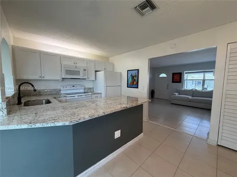 2105 SW Park Drive Boynton Beach FL 33426