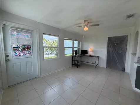 2105 SW Park Drive Boynton Beach FL 33426