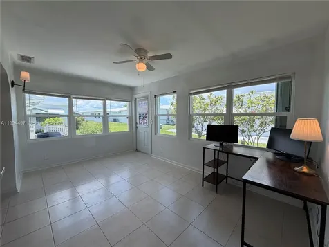 2105 SW Park Drive Boynton Beach FL 33426