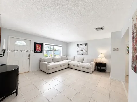 2105 SW Park Drive Boynton Beach FL 33426