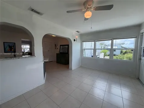 2105 SW Park Drive Boynton Beach FL 33426