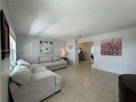 2105 SW Park Drive Boynton Beach FL 33426
