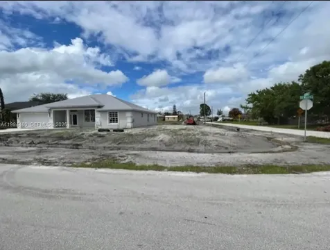 5315 NW Milner Drive Port St. Lucie FL 34983