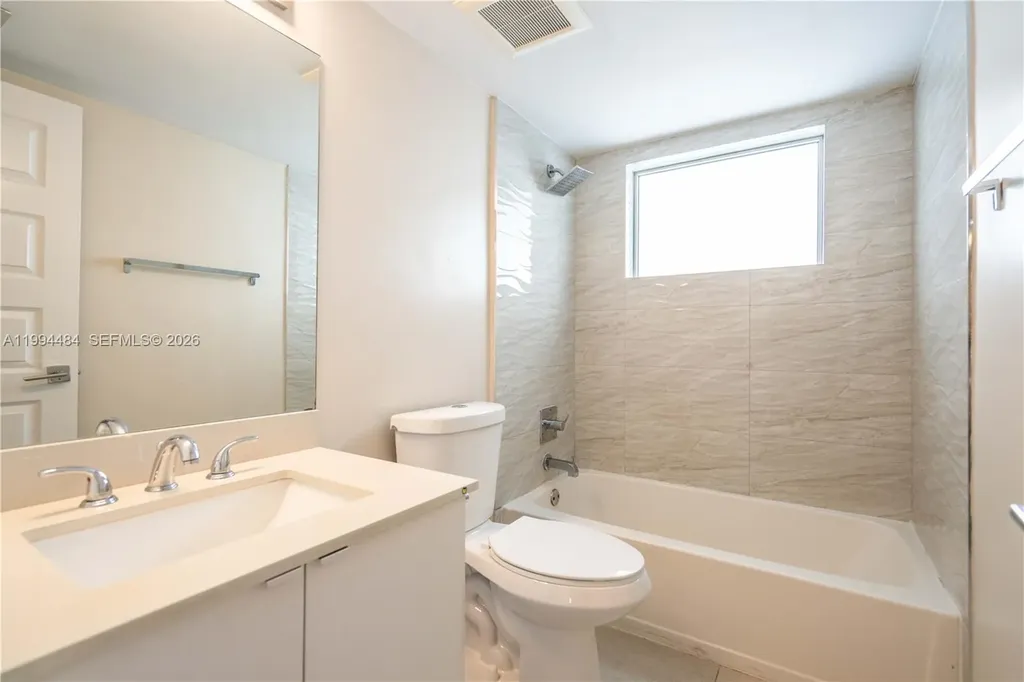 2400 NE 26th Street Fort Lauderdale FL 33305