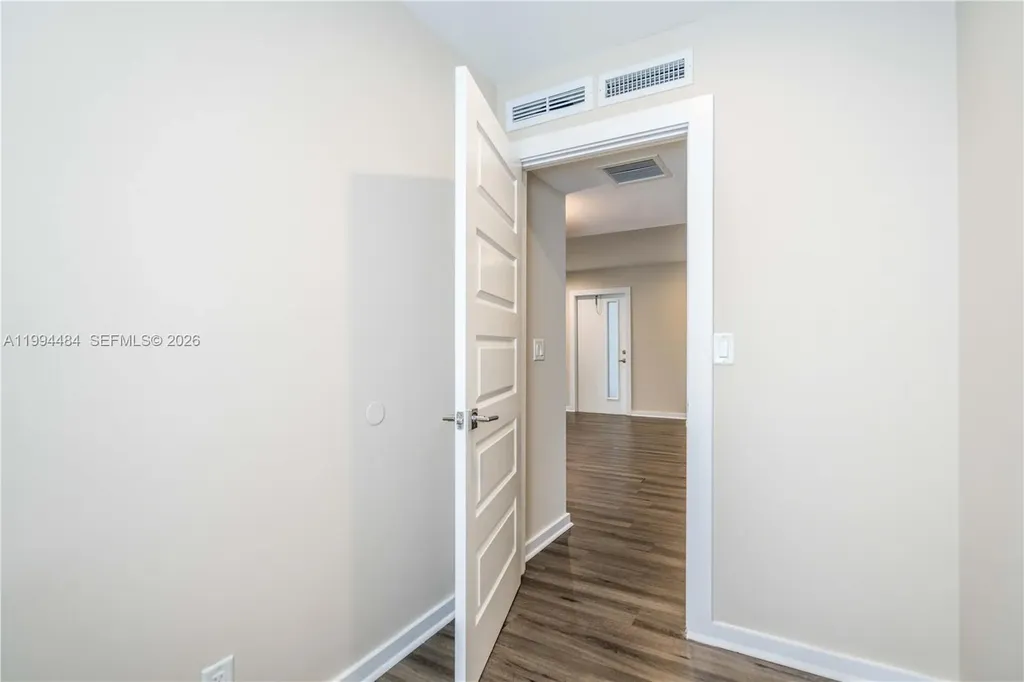 2400 NE 26th Street Fort Lauderdale FL 33305
