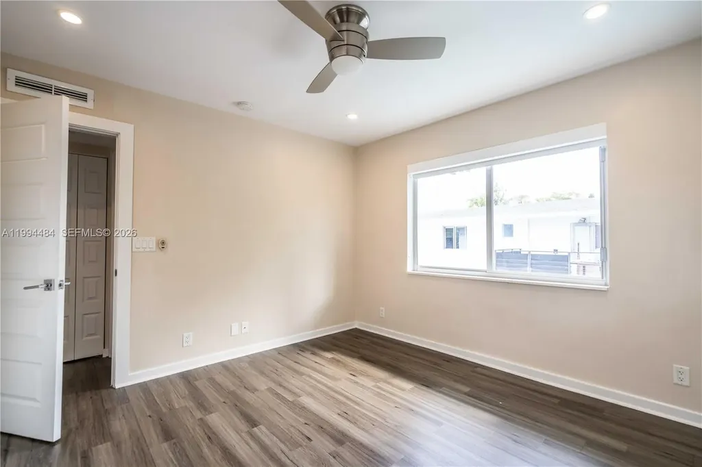 2400 NE 26th Street Fort Lauderdale FL 33305