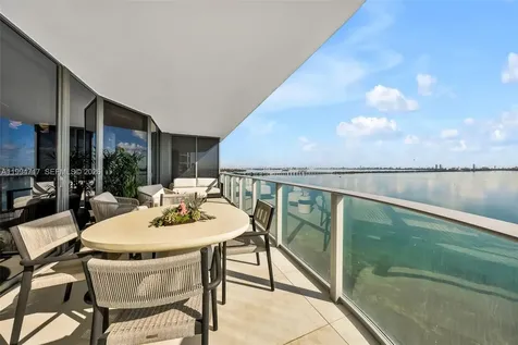 700 NE 24th Street 24th Street Miami FL 33137