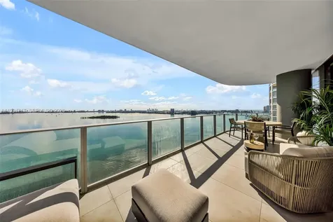 700 NE 24th Street 24th Street Miami FL 33137