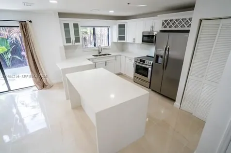 1622 NW 1st Avenue Miami FL 33136