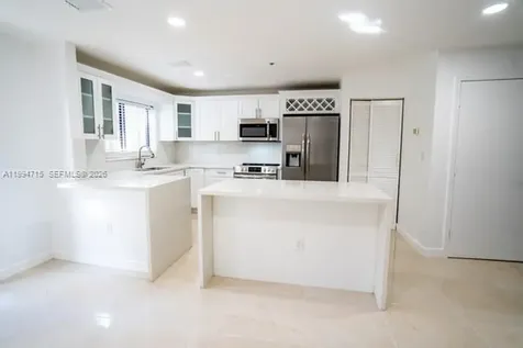 1622 NW 1st Avenue Miami FL 33136