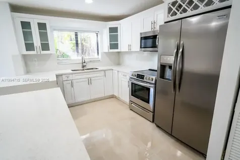1622 NW 1st Avenue Miami FL 33136