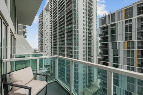 41 SE 5th Street Miami FL 33131