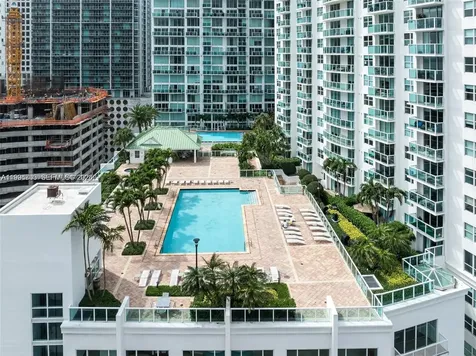 41 SE 5th Street Miami FL 33131