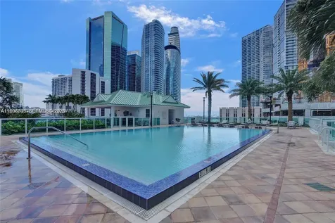 41 SE 5th Street Miami FL 33131