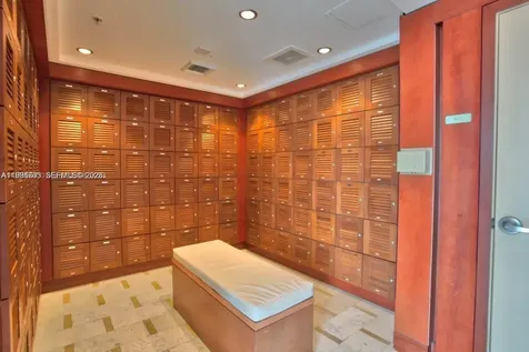 41 SE 5th Street Miami FL 33131