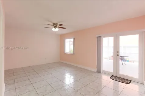 601 SW 116th Court Sweetwater FL 33174