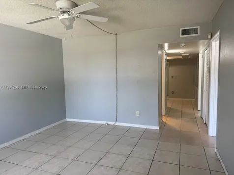 5440 SW 38th Court West Park FL 33023