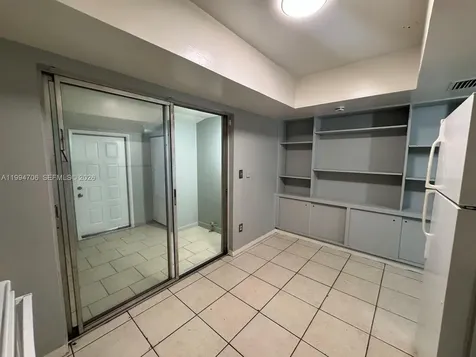 5440 SW 38th Court West Park FL 33023