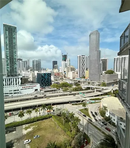 350 S Miami Avenue Miami FL 33130