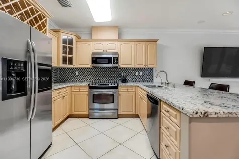 2841 Day Avenue Miami FL 33133