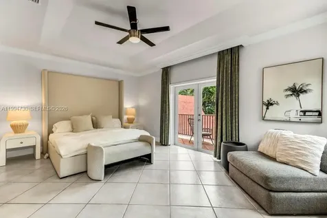 2841 Day Avenue Miami FL 33133