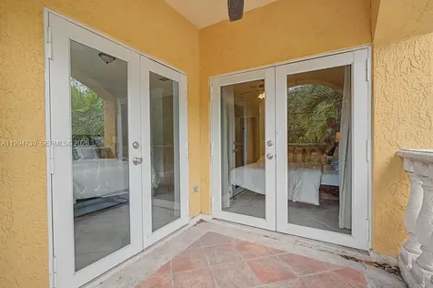 2841 Day Avenue Miami FL 33133