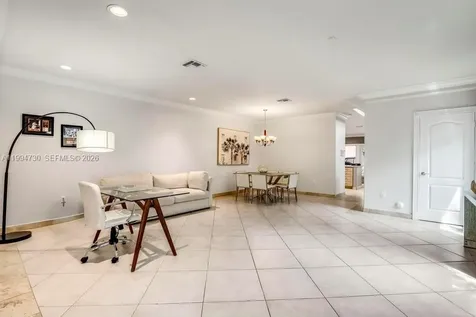 2841 Day Avenue Miami FL 33133