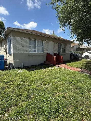 5432 SW 18th Street West Park FL 33023