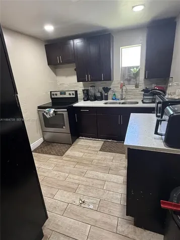 5432 SW 18th Street West Park FL 33023