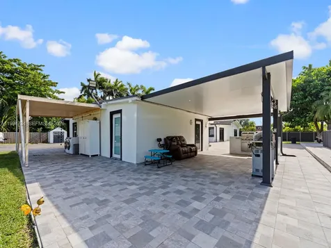 15305 SW 209th Avenue Miami FL 33187