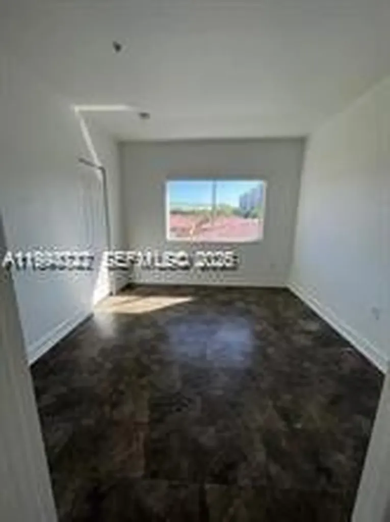 7995 NW 8th Street Miami FL 33126