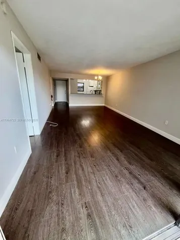 7995 NW 8th Street Miami FL 33126