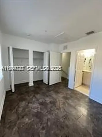 7995 NW 8th Street Miami FL 33126