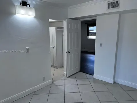 109 SW 1st Avenue Hallandale Beach FL 33009