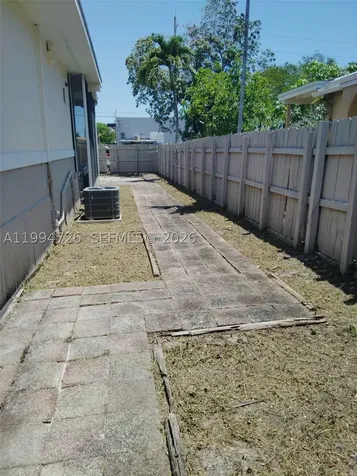 109 SW 1st Avenue Hallandale Beach FL 33009